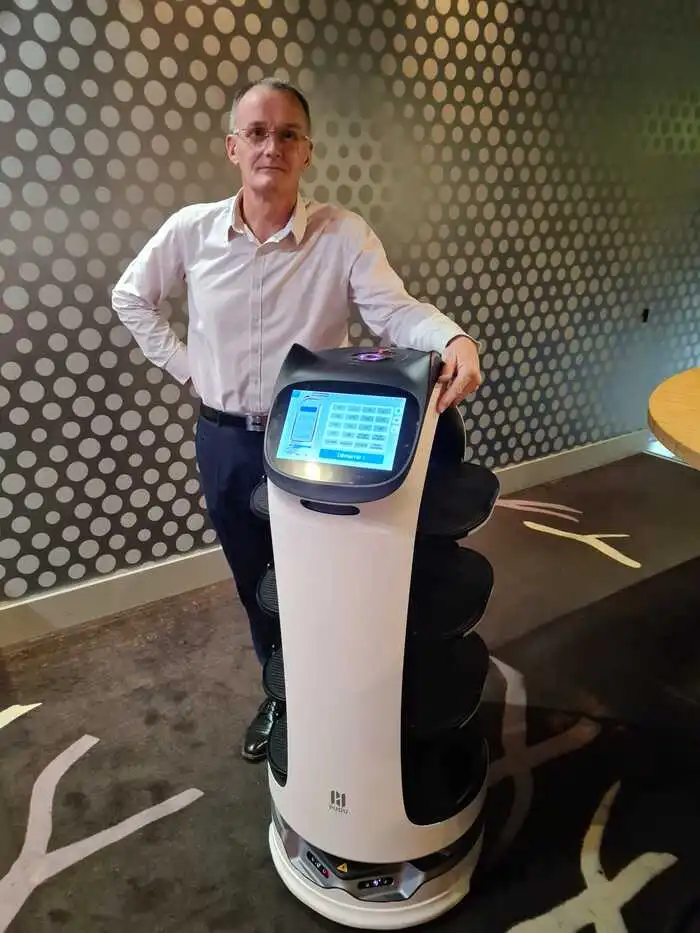 Un nouveau robot de livraison au Casino