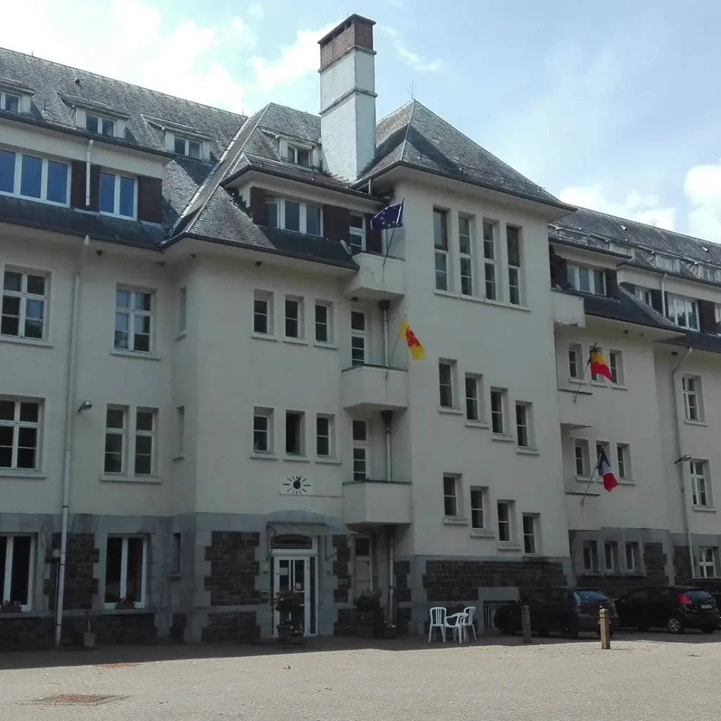 Le Pudu CC1 révolutionne le nettoyage dans la résidence médicalisée belge Le Tcheslé
