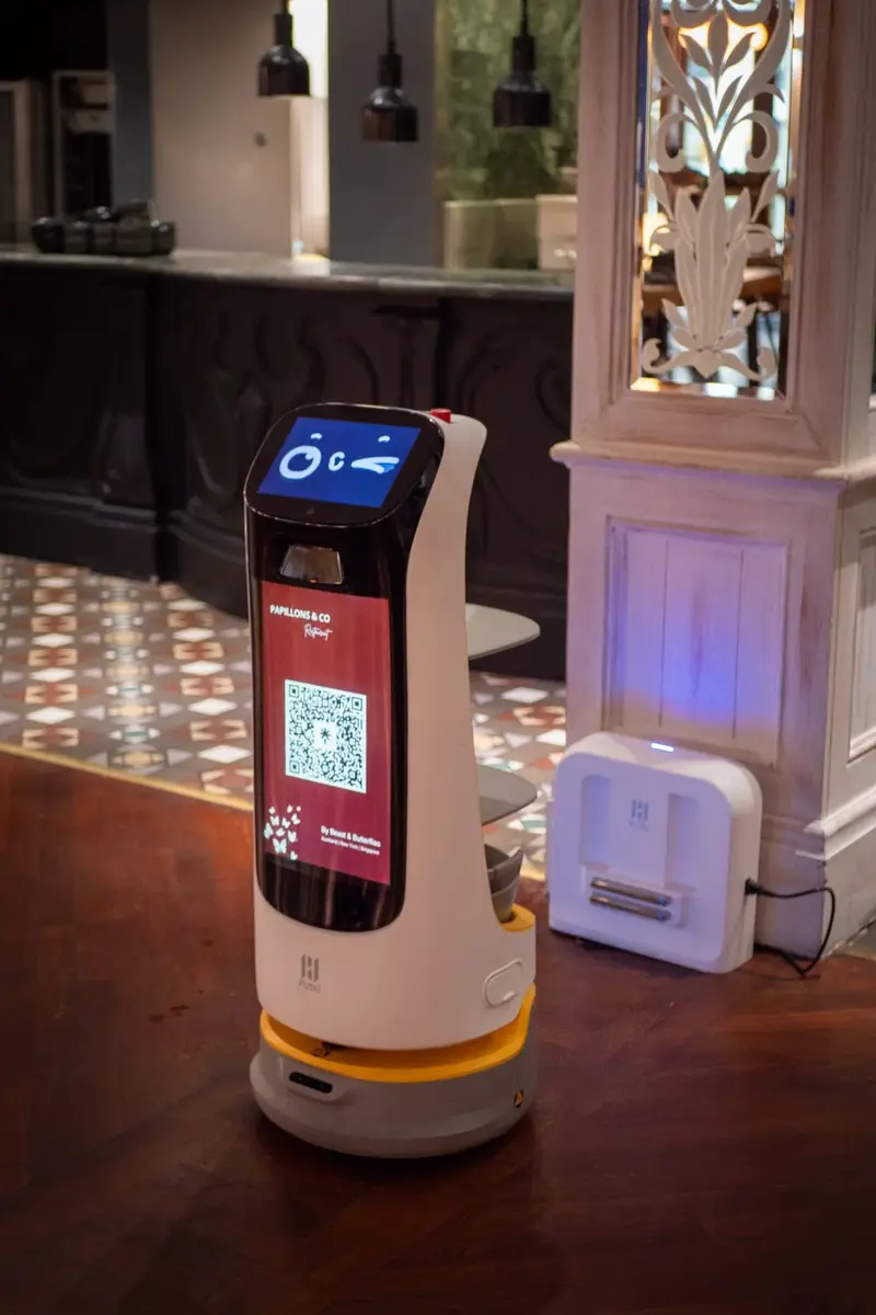 KettyBot Pro - Robot d’accueil et de support marketing