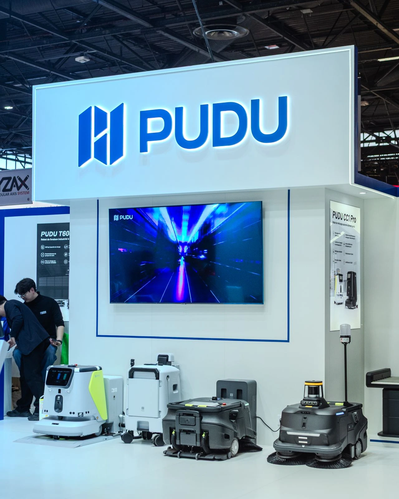 Vue d'ensemble du stand Pudu Robotics — Jobotto à Global Industrie 2026 Paris Nord Villepinte